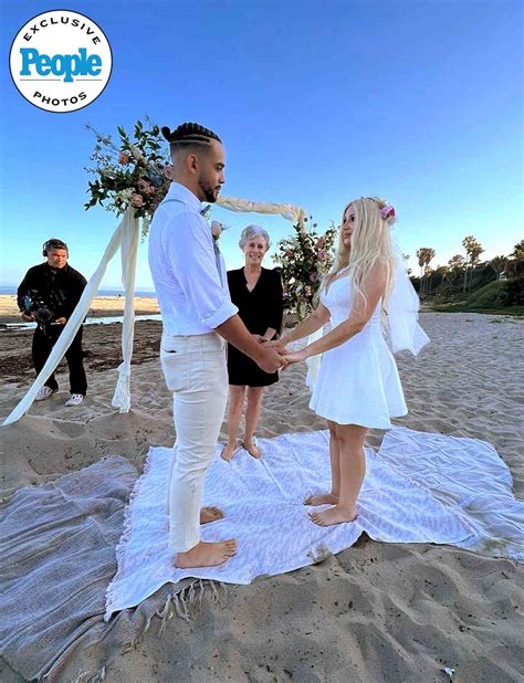 90 Day Fianc S Sophie Sierra And Rob Warne Are Married Exclusive