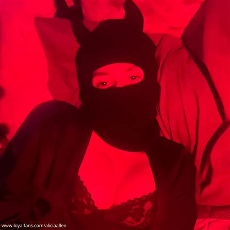 Alicia Allen's OnlyFans Leaks Unveiled