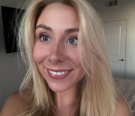 Aria Davis' OnlyFans: What's the Buzz? Aria Davis' OnlyFans: What's the Buzz?