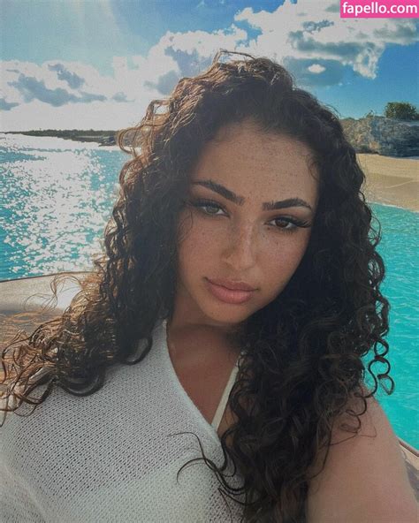 Ash Kaashh's OnlyFans Secrets Unveiled: 5 Insights