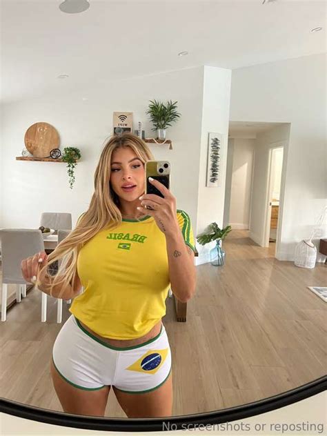 Ashley's Juggs: The OnlyFans Sensation Unveiled
