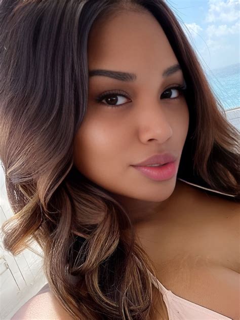Aubree's OnlyFans Secrets: 5 Revealed