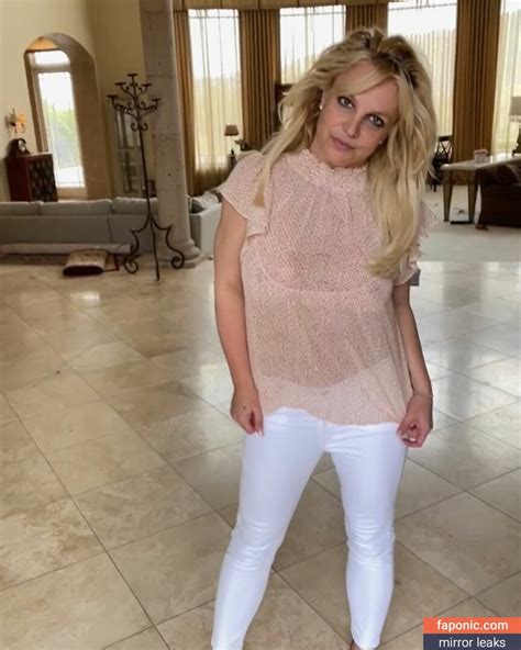 5 Tips: Britney's OF Journey