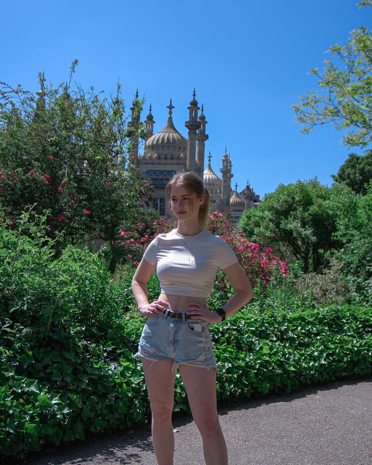 Chloe Mira's OnlyFans Leak Exposed