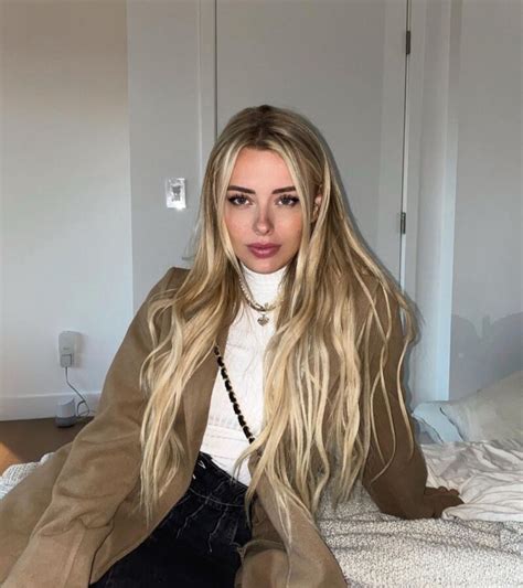 5 Reasons Corinna Kopf's OnlyFans Dominates Online