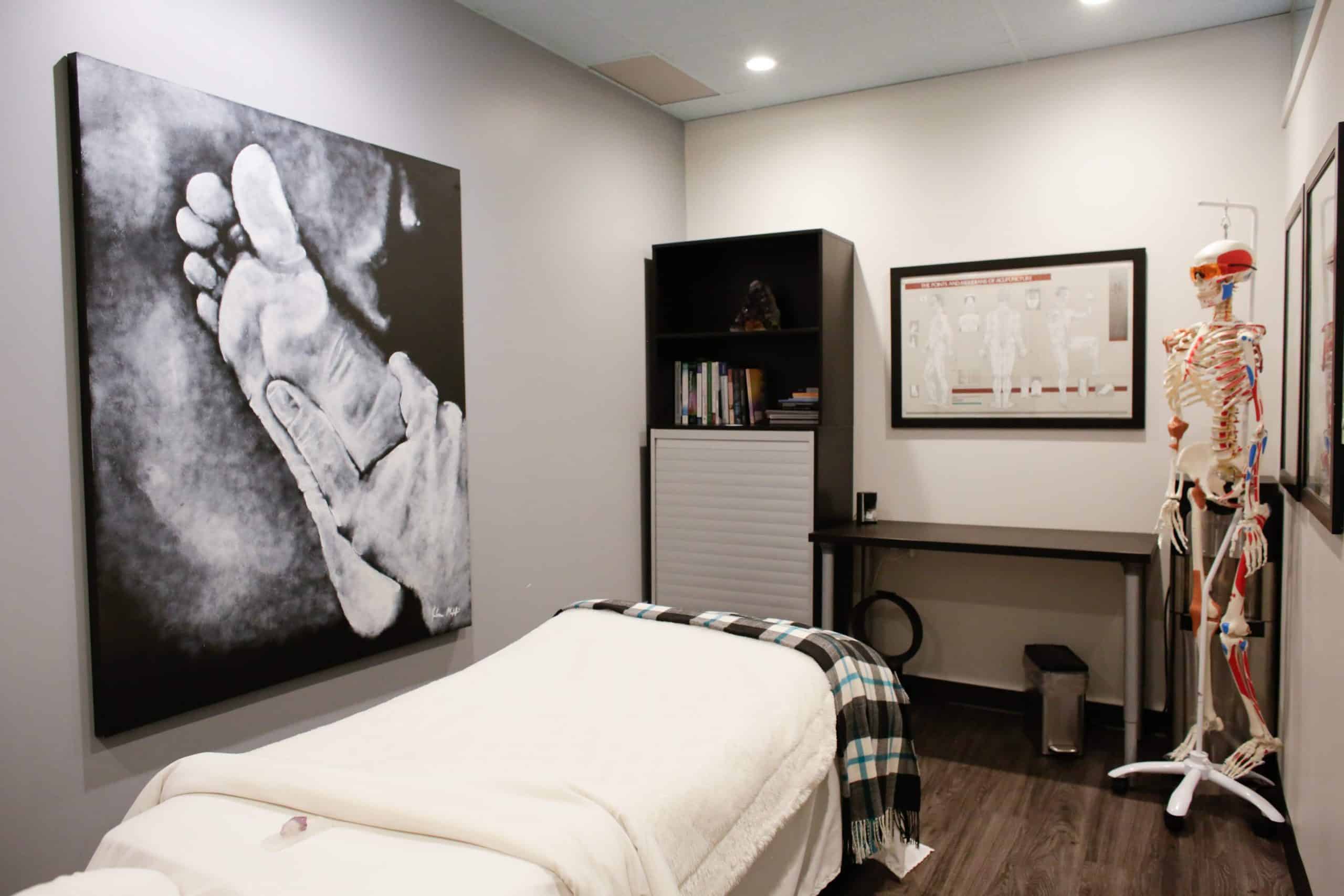 7 Best Couples Massage Specials Near You