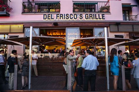 Del Frisco S Dress Code Your Complete Guide To The Dress Code Imammi