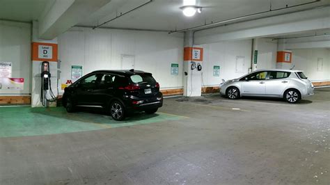 The East River Road Garage: A Guide