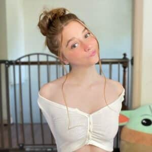 5 Essential Tips for E-girls