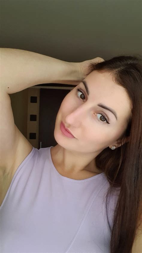 EllyClutch's OnlyFans: The Big Leak?