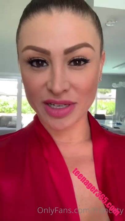 Francia James Fully Nude For My Massage Today Onlyfans Videos Francia James Fully Nude For My Massage Today Onlyfans Videos