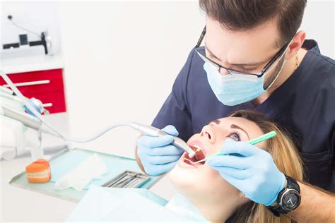 Top 5 Tips to Find Good Dentists Near You