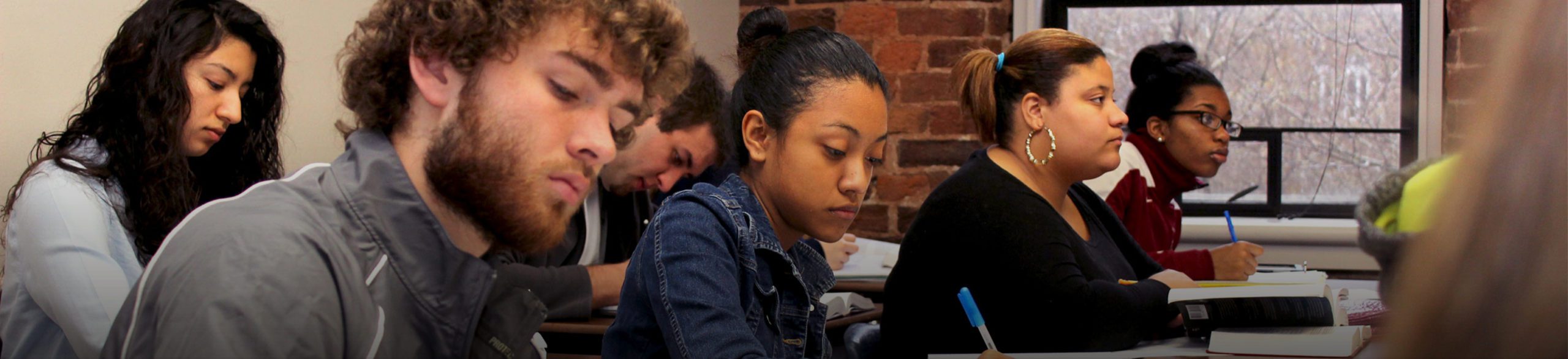 5 Exciting Career Paths for English Majors