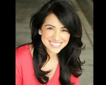 Julia Sandoval Wiki Age Photos Net Worth Height Family Julia Sandoval Wiki Age Photos Net Worth Height Family