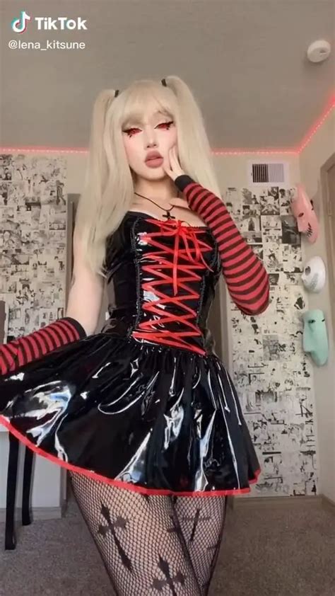 Exploring Lena Kitsune's OF Leaks