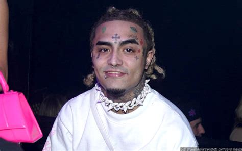 Lil Pump Marks Amazing Busy Month Of Threesomes With This Unique Neck Lil Pump Marks Amazing Busy Month Of Threesomes With This Unique Neck