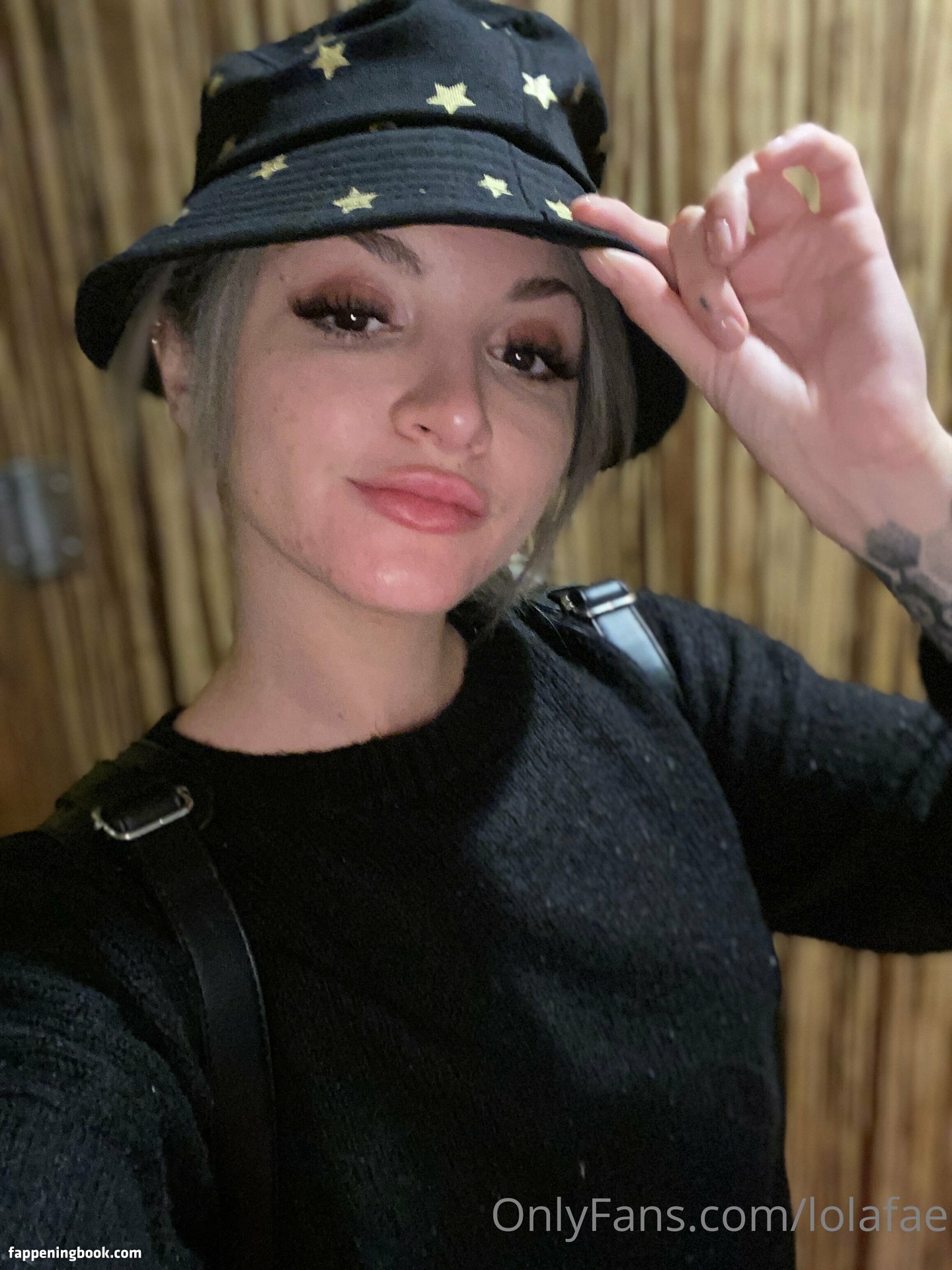 Unveiling lola_splashqueen's OnlyFans Revelations