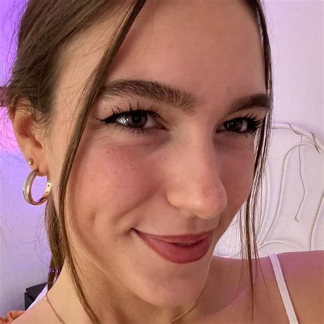 5 Secrets to Mila Joline's OnlyFans Success