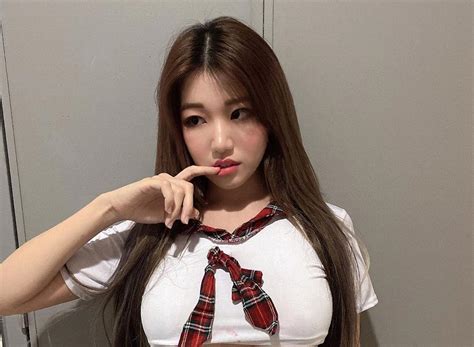 Ms Pui Yi's OnlyFans Secrets Unveiled: 5 Tips