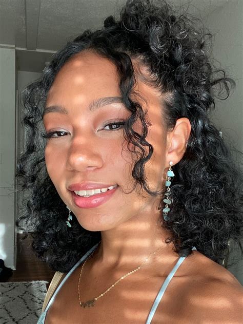 5 Secrets Behind naomigetsnasty's OnlyFans Success