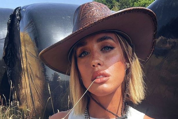 Onlyfans Mum Makes 37K A Month After Being Bullied About Her Looks Onlyfans Mum Makes 37K A Month After Being Bullied About Her Looks