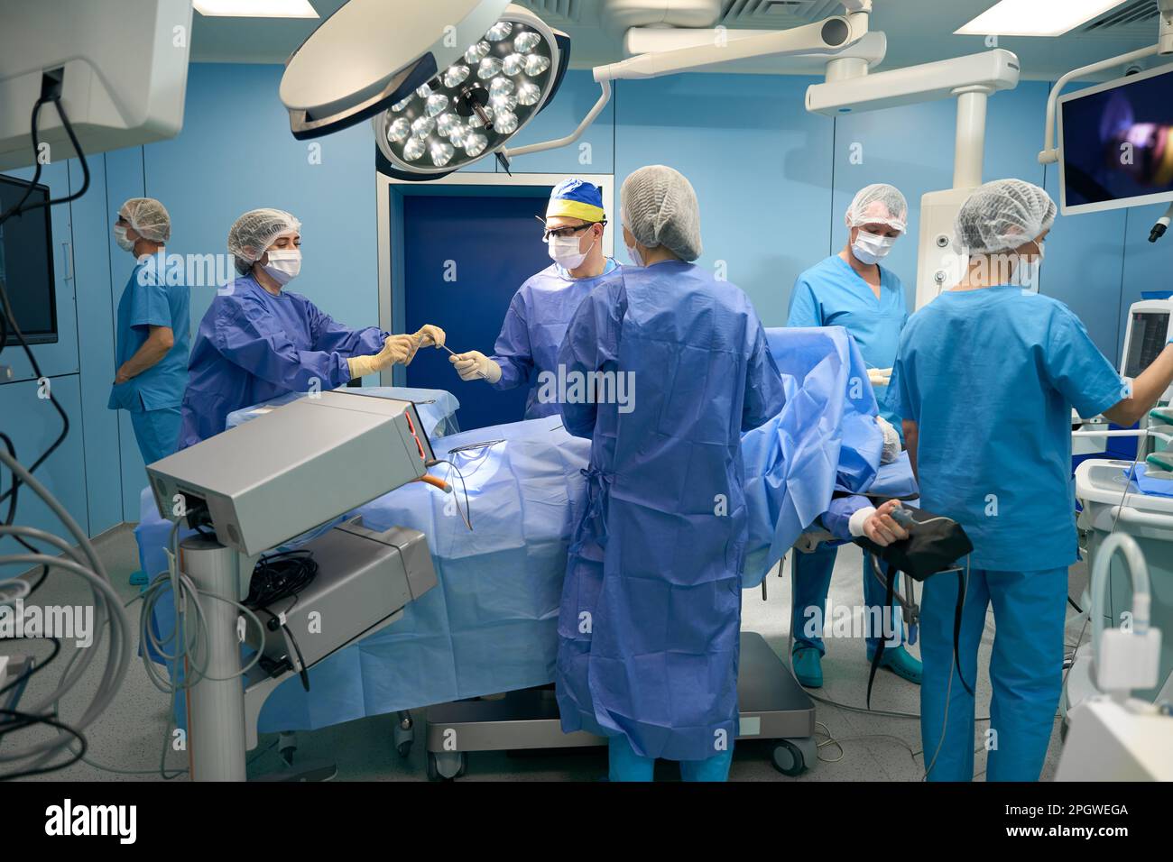Operating Room Teamwork Doctors Anesthesiologist Assistants And