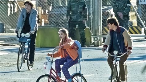 Photos Leaked From The Set Of Stranger Things Season 5 Shiftdelete Photos Leaked From The Set Of Stranger Things Season 5 Shiftdelete