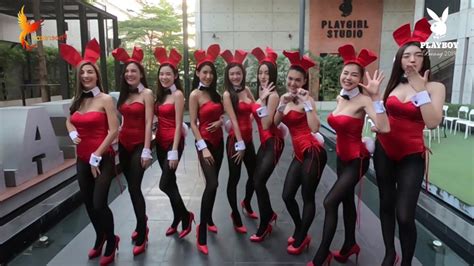 Playboy Bunny Win Big Sports