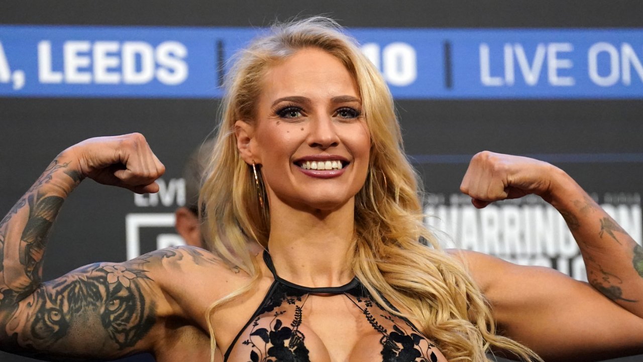 Professional Boxer Ebanie Bridges Makes Racy Onlyfans Announcement Professional Boxer Ebanie Bridges Makes Racy Onlyfans Announcement