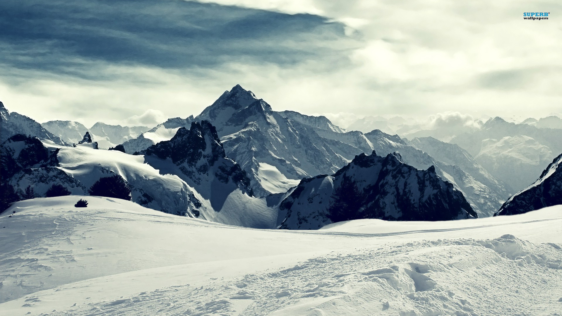 Snowy Ski Mountains Snowy Ski Mountains