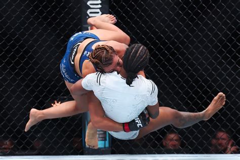Ufc Fighter Ailin Perez Repeats Viral Twerking Celebration After Ufc Fighter Ailin Perez Repeats Viral Twerking Celebration After