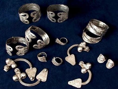 Urug A Balkan Celtic Treasure From Vojvodina Northern Serbia R Urug A Balkan Celtic Treasure From Vojvodina Northern Serbia R