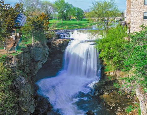 The Ultimate Guide to Vermillion Falls